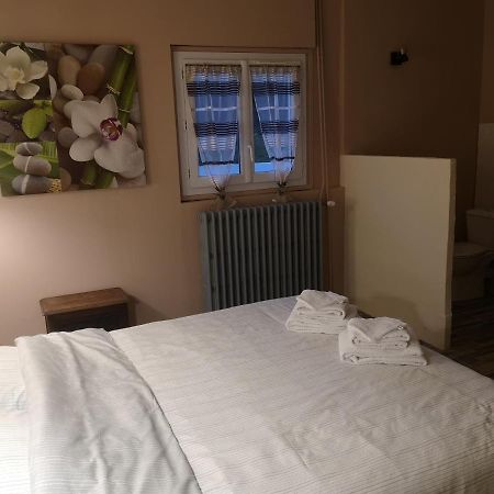 O Vents D'Anges - Maison D'Hotes Hotell Maurens  Eksteriør bilde