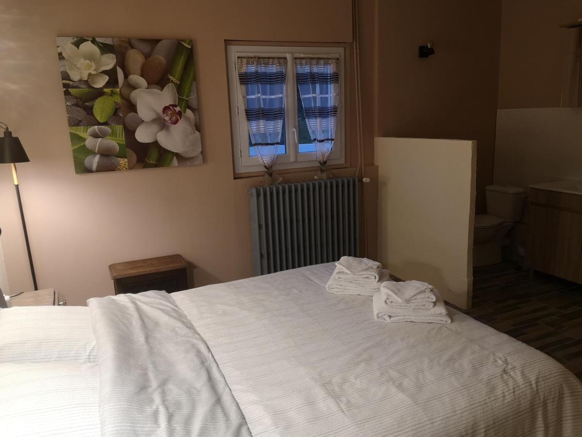 O Vents D'Anges - Maison D'Hotes Hotell Maurens  Eksteriør bilde