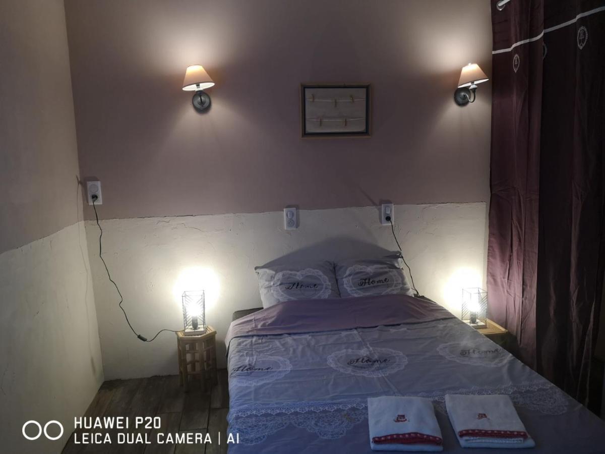O Vents D'Anges - Maison D'Hotes Hotell Maurens  Eksteriør bilde